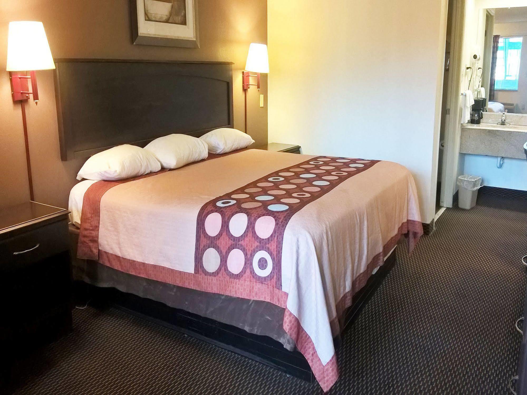 Rodeway Inn Richland Экстерьер фото